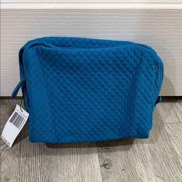 Vera Bradley Iconic Large Cosmetic Bag - Turquoise NWT - Picture 4 of 7